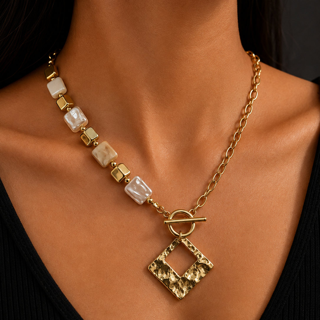 Aura Link Necklace